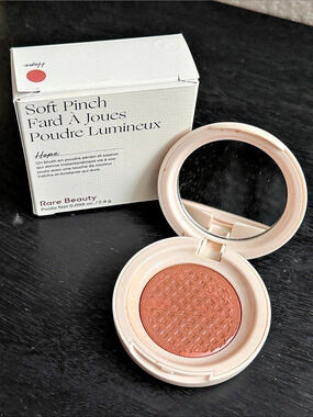 Rare Beauty hope Soft Pinch Luminous Powder Blush Pink